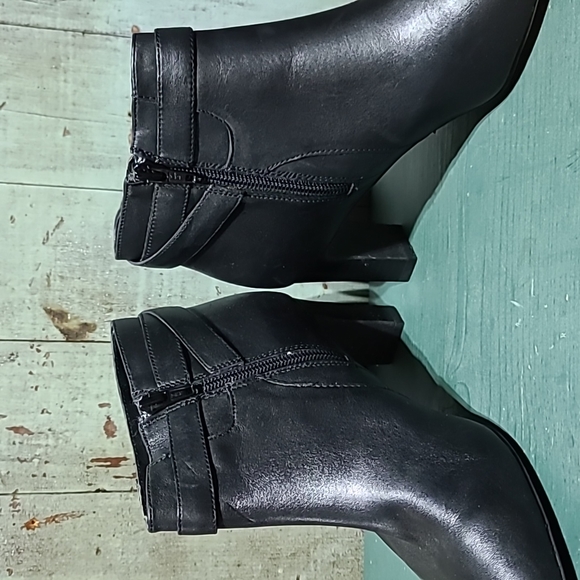 Lauren Ralph Lauren ankle boots - Picture 6 of 10